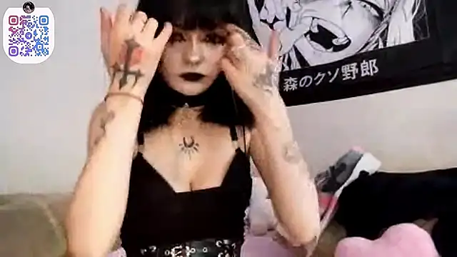 Snapshot of SmilingPatent chatting on 02.27.26 SmilingPatent online show from 02.27.26