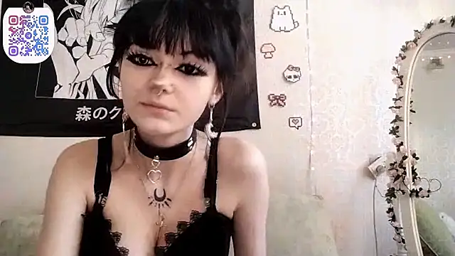 Snapshot of SmilingPatent chatting on 03.01.26 SmilingPatent online show from 03.01.26