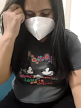 Snapshot of Siya__499 chatting on 02.22.26 Siya 499 online show from 02.22.26