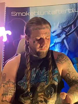 Smokebluntafterblunt online show from 02.15.26