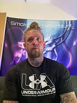Snapshot of Smokebluntafterblunt chatting on 05.04.26 Smokebluntafterblunt online show from 05.04.26