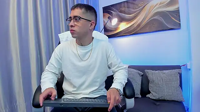 Tommas Jhonson online show from 04.02.26