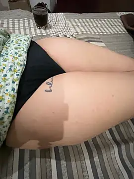Snapshot of unicornbabe23 chatting on 06.19.26 unicornbabe23 online show from 06.19.26