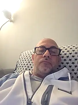 Snapshot of pareja47 chatting on 05.09.26 pareja47 online show from 05.09.26