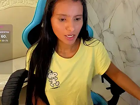 Snapshot of Cataleya23_a chatting on 05.16.26 Cataleya23 a online show from 05.16.26