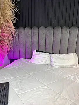 Nanda vixen  online show from 03.10.26