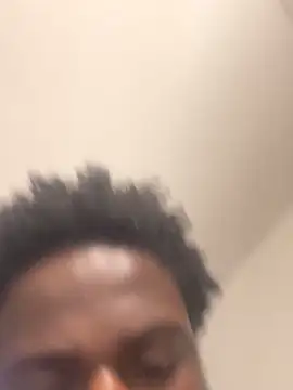 Snapshot of Kunle77d chatting on 02.08.26 Kunle77d online show from 02.08.26