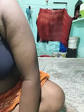 Snapshot of PRIYAGOYAL chatting on 07.17.26 PRIYAGOYAL online show from 07.17.26
