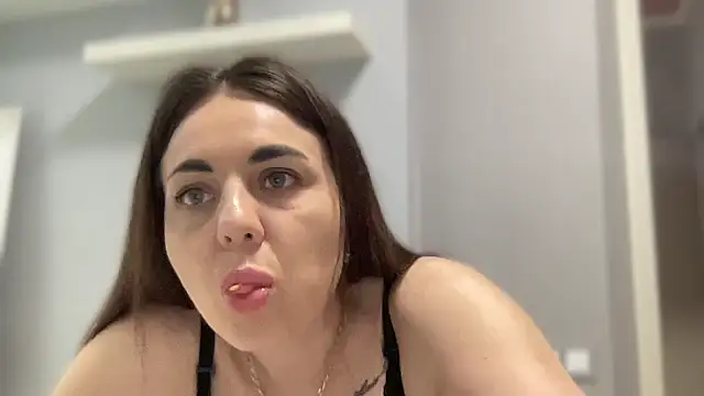 Darsy Rox online show from 03.31.26