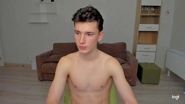 Snapshot of Max_foks_ chatting on 04.21.26 Max foks online show from 04.21.26