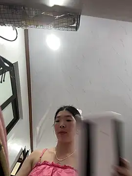 cuty lusy online show from 04.01.26