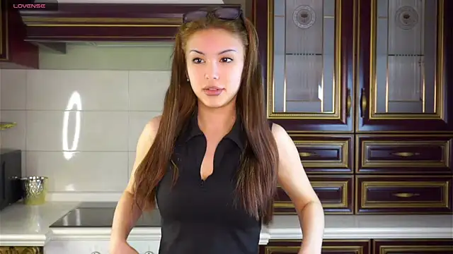 SulemaNeugin online show from 03.23.26