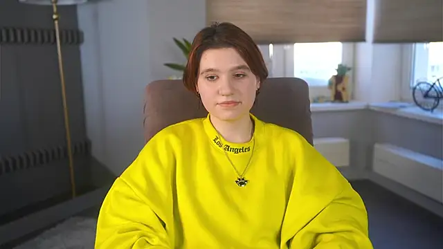 Snapshot of BelleHayton chatting on 02.11.26 BelleHayton online show from 02.11.26