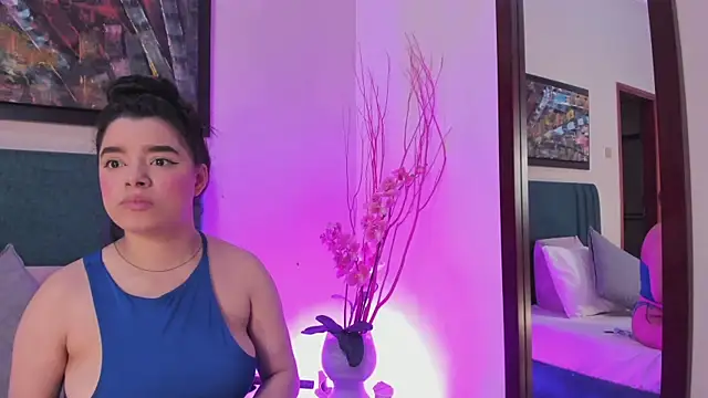 ValeriaBlythe online show from 02.17.26