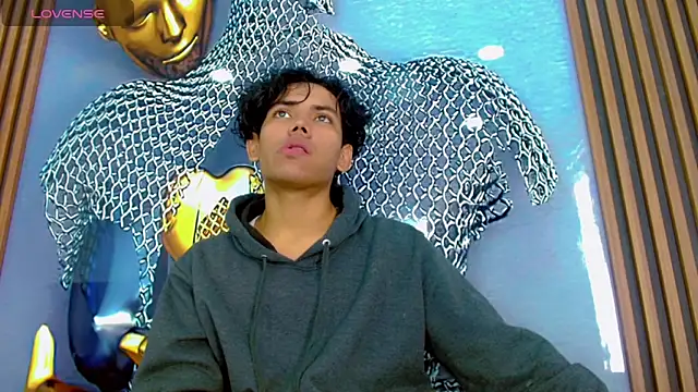 Snapshot of DaviidBuckx_ chatting on 02.28.26 DaviidBuckx online show from 02.28.26