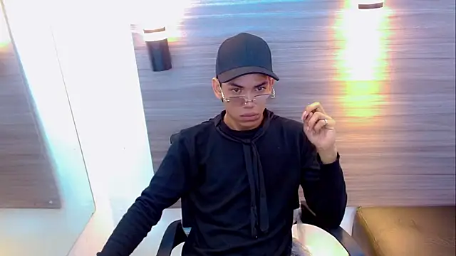 DaviidBuckx  online show from 04.15.26