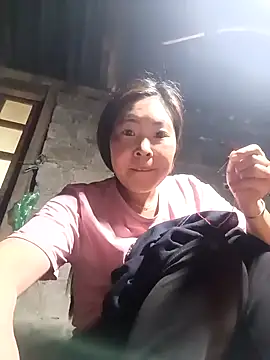 Yiyoongg online show from 02.08.26