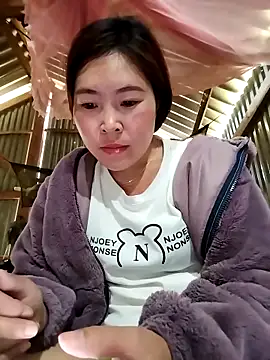 Yiyoongg online show from 02.15.26