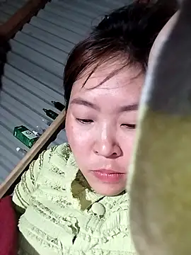 Yiyoongg online show from 02.18.26