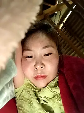 Yiyoongg online show from 02.19.26