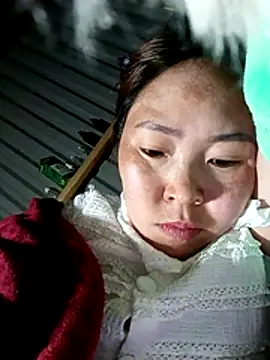 Yiyoongg online show from 03.11.26