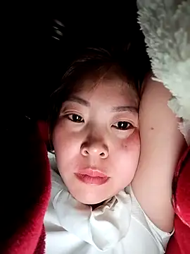 Yiyoongg online show from 04.18.26