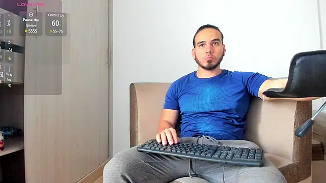 Snapshot of jhustin_marcius chatting on 12.12.24 jhustin marcius online show from 12.12.24