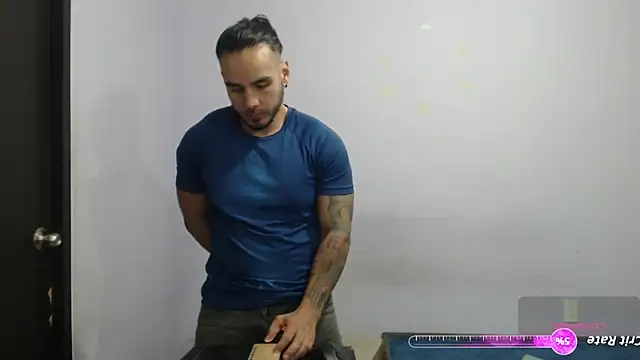 Snapshot of jhustin_marcius chatting on 10.15.25 jhustin marcius online show from 10.15.25