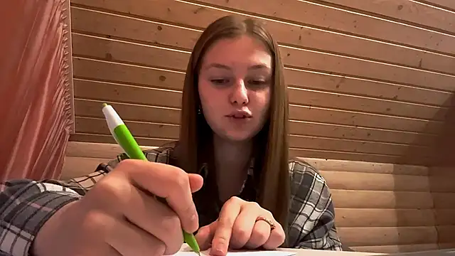 Snapshot of TessSamul chatting on 04.09.26 TessSamul online show from 04.09.26