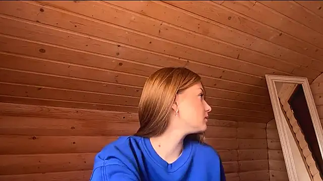 Snapshot of TessSamul chatting on 04.26.26 TessSamul online show from 04.26.26