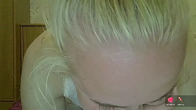 Snapshot of CurvyWild_Lady30 chatting on 05.11.26 CurvyWild Lady30 online show from 05.11.26