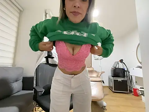 Encantadora Eva online show from 02.16.26