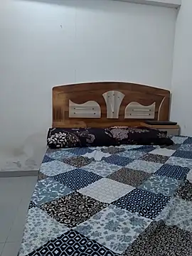 Snapshot of LIZANI_0 chatting on 02.22.26 LIZANI 0 online show from 02.22.26