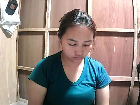 Snapshot of Cloudette_17 chatting on 02.13.26 Cloudette 17 online show from 02.13.26