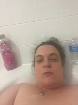 Snapshot of Piper_Milf_36 chatting on 02.18.26 Piper Milf 36 online show from 02.18.26