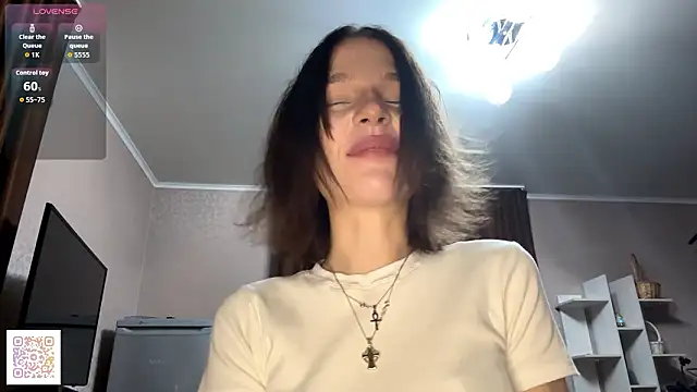 Snapshot of softyuno chatting on 02.27.26 softyuno online show from 02.27.26