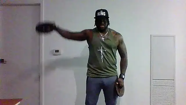 Snapshot of darkstallion7 chatting on 02.11.26 darkstallion7 online show from 02.11.26