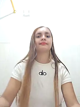 Snapshot of alice_ks chatting on 02.15.26 alice ks online show from 02.15.26