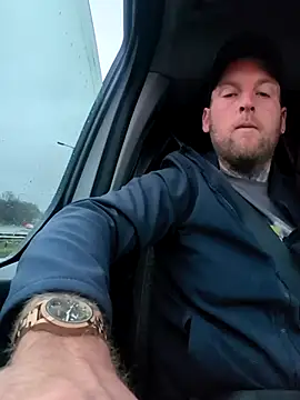 dave32000 online show from 02.12.26