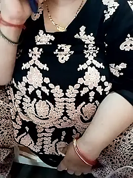 Snapshot of Simran_008 chatting on 02.27.26 Simran 008 online show from 02.27.26