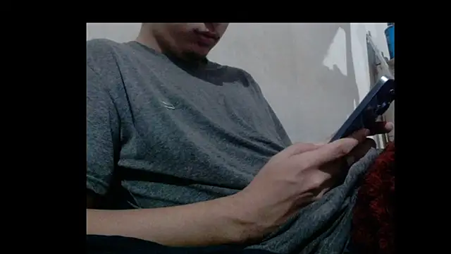 Snapshot of Rodri1k chatting on 02.16.26 Rodri1k online show from 02.16.26