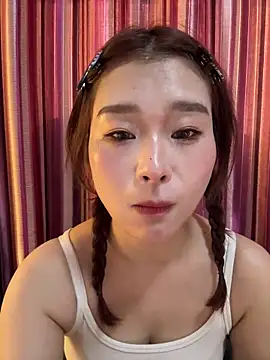 Snapshot of A-cola chatting on 02.24.26 A-cola online show from 02.24.26