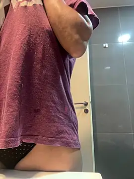 justinahallo online show from 03.26.26