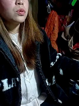 Snapshot of yun_2006 chatting on 03.14.26 yun 2006 online show from 03.14.26