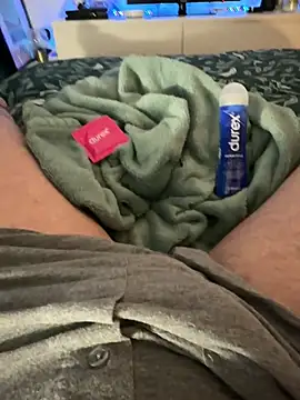 Snapshot of Thomascrtz chatting on 03.01.26 Thomascrtz online show from 03.01.26