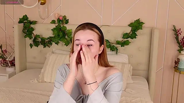 Abigail Forland online show from 03.15.26