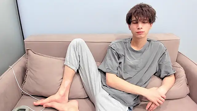 Ur NextDoor Boy online show from 02.17.26