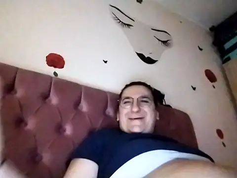 Snapshot of dana92vat chatting on 02.24.26 dana92vat online show from 02.24.26