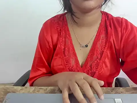 Snapshot of AnshikaBloom98 chatting on 03.15.26 AnshikaBloom98 online show from 03.15.26