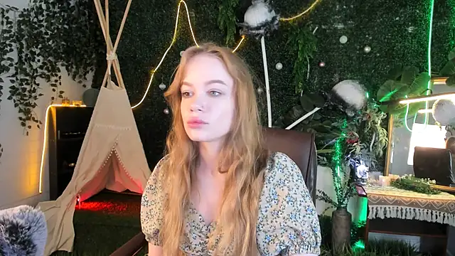 Snapshot of AmyNox chatting on 06.26.26 AmyNox online show from 06.26.26